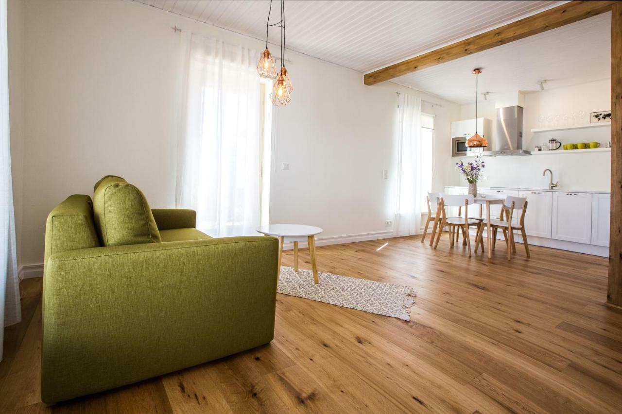 Old Town Apartment *